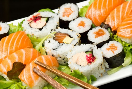 Вкусные роллы со скидкой до 50% в кафе «Моrе cуши»